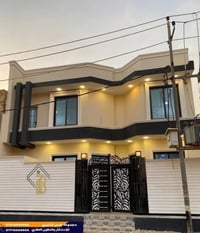 الديوانية حي الجامعة • ١٠٠م • طابو ملك صرف