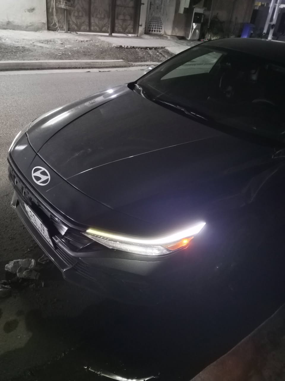 سلام عليكم
النترا 24 هايبرد اللون نفطي حادثها صندوق يعني خلفي بدون ايرباكات ماشيه 29 ونص اريد مراوس بتوسان =***********
