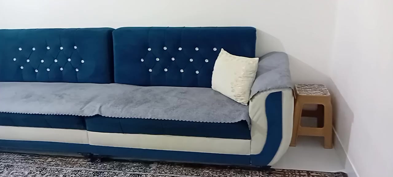 ديوان اخو الجديد ٧ متر
حله . الاكرمين 
٣٥٠ مجال قليل
***********
