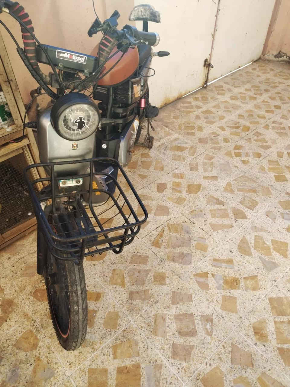 ماطور شحن للبيع كلو شغال بس يرادلو يده بريك 170اوبي مجال بطاريات كلو شغال


**إذا كنت صاحب هذا الإعلان وتريد حذفه لأي سبب، رجاءا أرسل رسالة إلى الدعم الفني**