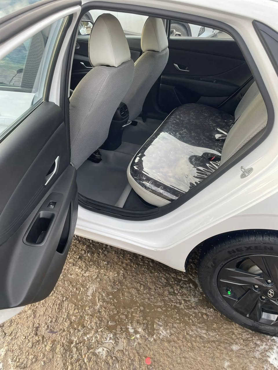 السلام عليكم النترا خليجي تجميع صيني  موديل 2023 
سياره كفالة عامة 
ماشية 38الاف 
جاهزه من كلشي كل نقص ما بيه 
دوشمة عامة مكينه كير مكفولات سياره خير من الله 
رقم بغداد الدولي الجديد باسمي 
سياره نص فول 
مكينه 1500 دبل نوزل 
مكان السياره بغداد البلديات الشراي يتصل
رقم هاتف ***********
