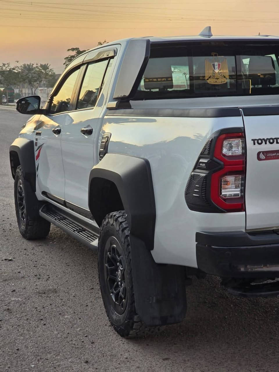 تحيه طيبه
بيكم هايلوكس جي ار سعودي ام المنفاخ دبل سنتر لوك 
مكفوله كفاله عامه ماشيه ١٨ الف السياره عليها تجهيز من عالم السيارات تلبيس دوشمه جي ار كاعيات كاربون فايبر مازدات 
درع محرك درع امامي هوك خلفي هواي غراض تخم تاير كودرج جبلي هواي بعد تفاصيل رقم بغداد بسمي  مكاني بغداد البياع الشهداء  
***********
***********
