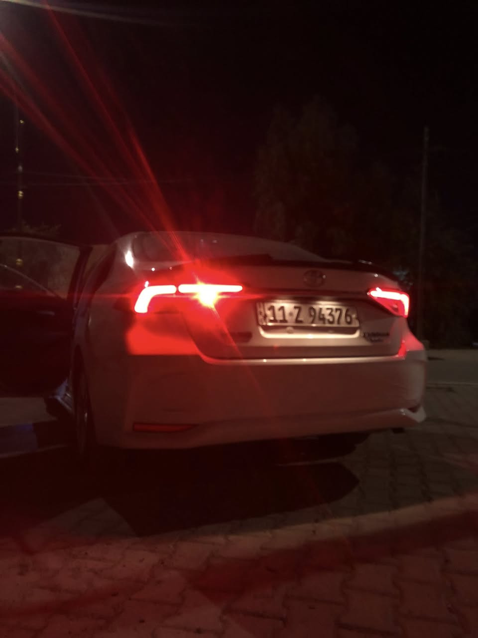 السلام عليكم كورلا موديل خمسه وعشرين هايبرد فول مواصفات فتحه اشاير بل مري تنزيل وتصعيد الجام بل بصمه مانع انزلاق قياده ذاتيه توقف ذاتي رادار شغال الارق ***********
