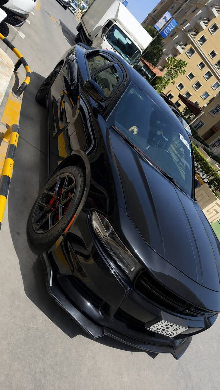 سلام عليكم
جارجر SXT امريكي موديل 2023 last call النداء الأخير 
رقم أربيل خصوصي 
السيارة كفالة عامة من كير ومحرك
سيارة حادث بسيط من امريكا صورهة الحادث موضحة 
ماشية 4 ميل فقط بأمريكا و19 ميل بالعراق يعني 23 ميل وكسور
السيارة نضيفة بحالة الوكالة بجم كبس
تخم تاير جديد مبدللهة
سيارة نضيفة ومرتبة ومداريهة بالبانزين والدهن
اديرلها منظفات أصلية واوكتان مرات
سيارة بحالة الوكالة نضيفة كلش
رادرات خلفية وجانبية من الخلف 
كشن سايق كهربائي 
دمامات سماعات اصلية بلادية
شاشة 
كامرة خلفية 
سعرهة 26 الف وبيهة مجال بسيط مكانهة بغداد 
مراسلة واتساب ***********
