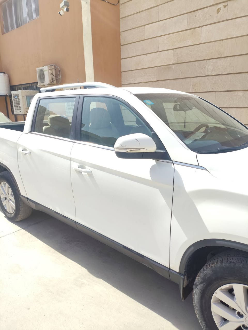 سياره للبيع دبل قمارة كوري بسمي موديل 2022 مكفولة السعر 24 ألف دولار وبي مجال رقم الهاتف ***********
