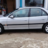 اوبل اوميغا • ١٩٩٥ • توماتيك