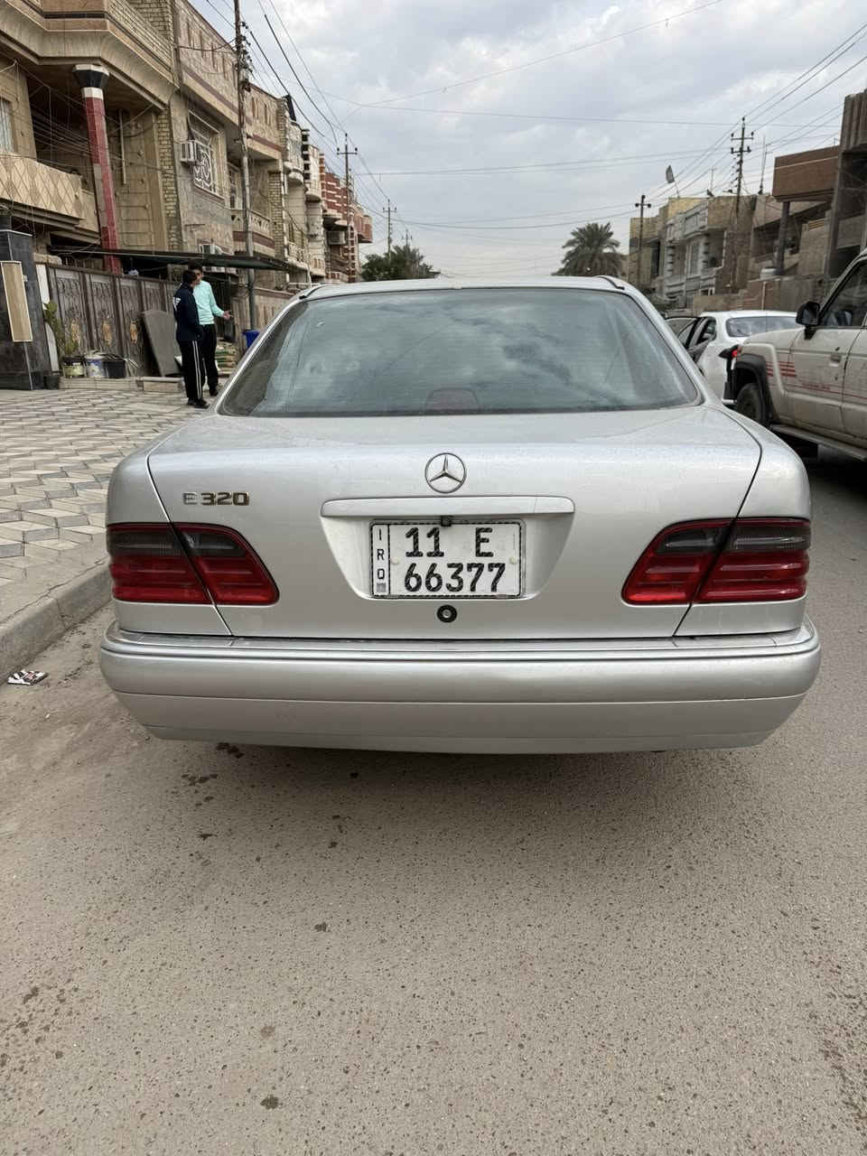 مارسيدس افنكارد موديل 1997
سيارة جديدة
بدون ضربة بدون خياس بدون جطل واير
صبغ سكن
برا مو بالعراق
فول مواصفات
للتواصل على الواتساب والخاص
***********
مكان السيارة بغداد
