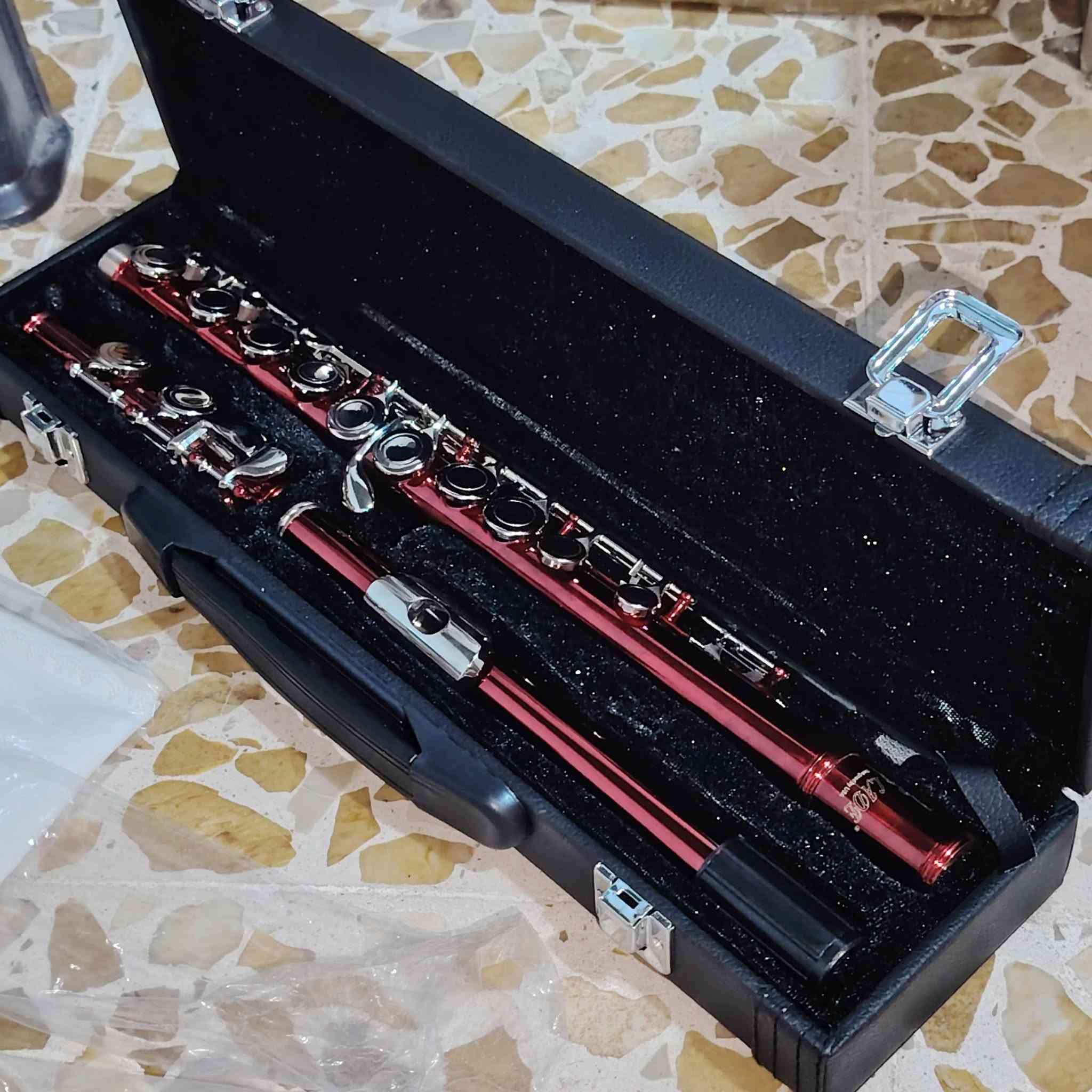 فلوت مختوم امريكي Usa 🇺🇸 جديد غير مستخدم السعر 75


**إذا كنت صاحب هذا الإعلان وتريد حذفه لأي سبب، رجاءا أرسل رسالة إلى الدعم الفني**
