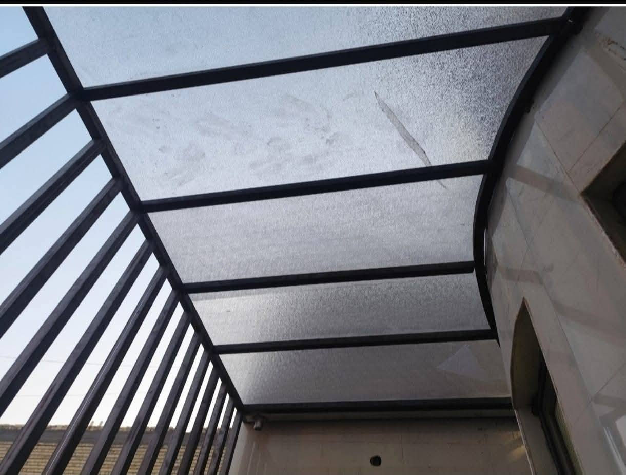 حداد عام متنقل 🛠️ ***********
لعمل جميع انواع الحداده  اتصل واجيك 🏃 للبيت 

🛠️سندويج بنل _ كرفانات _سقائف _ ابواب _ شبابيك _محجرات _ الكي  سبان 

☎️***********
