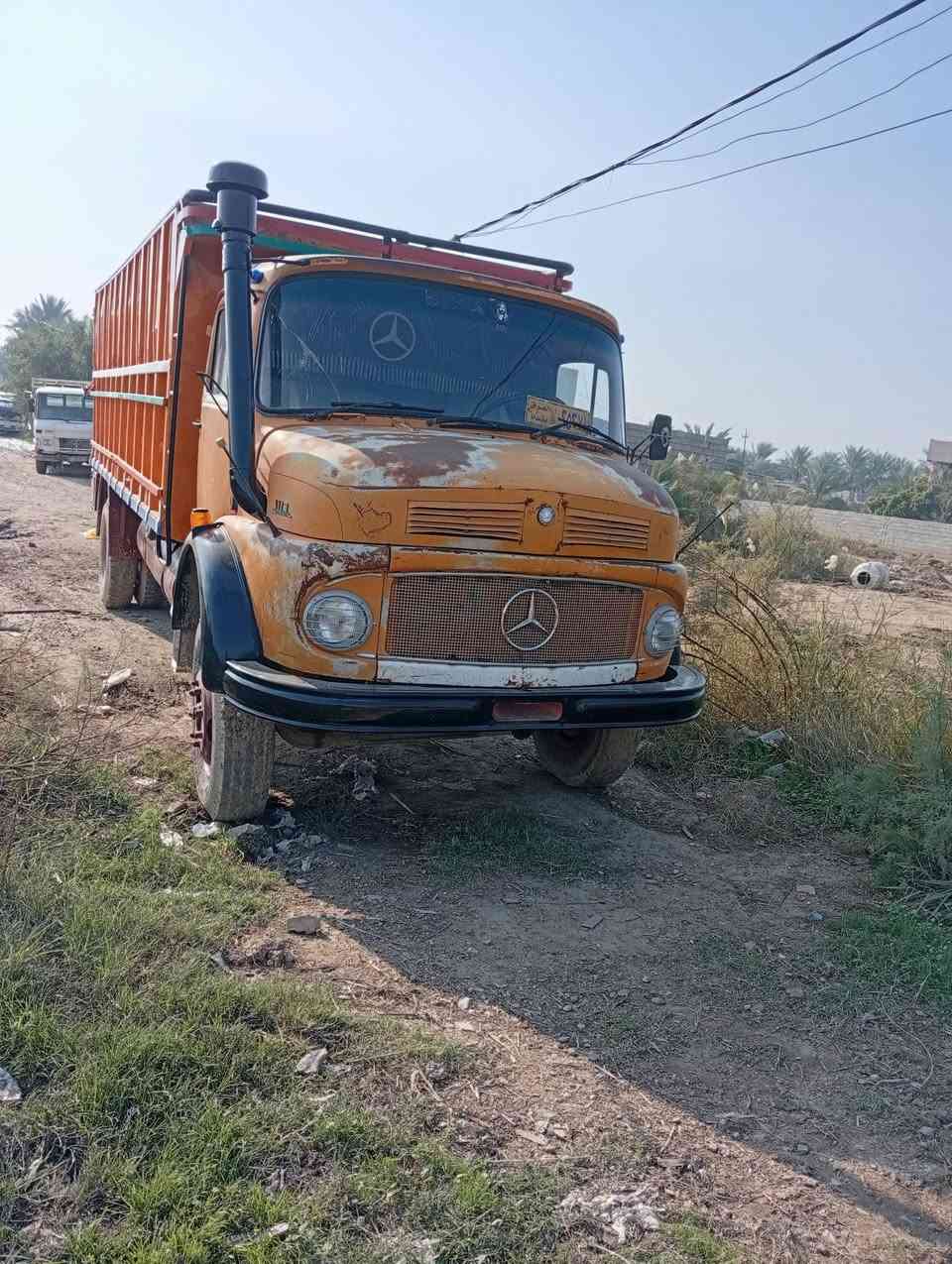 السلام عليكم سياره للبيع بوردين بلادي موديل 82 مكانها بغداد جاهزه للعمل رقم الهاتف‏‏‪0770 590 8417‬‏
