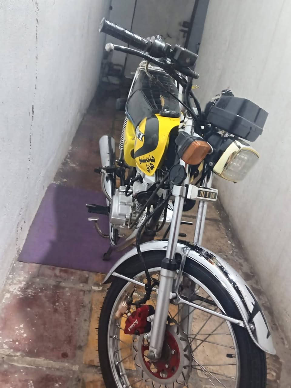 السلام عليكم دراجه ٤ كير مديل ٢٠٢٣ دراجه جديده برغي ما عايزه وكيلها حسين العارضي السعر ٨٠٠ بيها مجال رقم التلفون ***********
