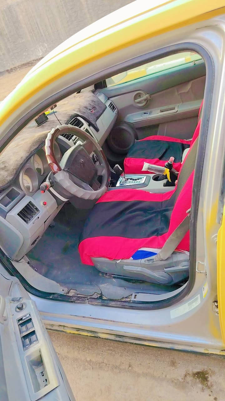 دوج افنجر 2008 رقم مميز محوره ياباني ابو جف سياره كامله شغل وروح مصفره من كلشي تخم تاير٤٥ بيه مجال مكانه واسط الصويره مراوس حسب لقناعه ***********
