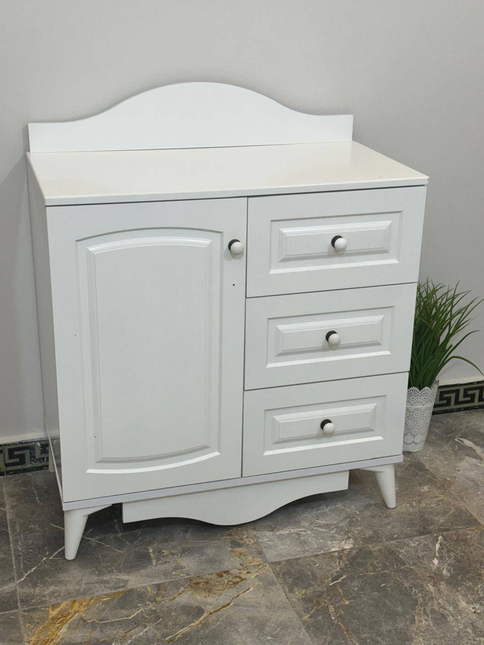 غرفة أطفال تركي ثقيل استعمال نظيف جدا للبيع بسعر 750 قبل فتره مشتريها مليون ونص. العنوان البصره /حي الكفاءات /(***********)
