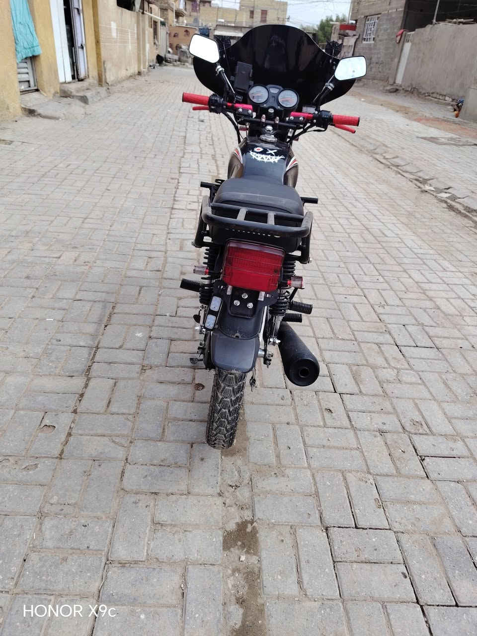 السلام عليكم شاينك للبيع موديل 25 كفاله عامه بعدها زيرو مكان بغداد الغزاليه *********** او *********** بي واتساب السعر 850 بي مجال
