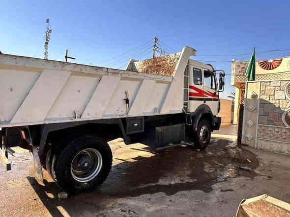 سلام عليكم ألبي كرواتي للبيع موديل 1997سعر210وبيه مجال سياره مكفولة كله
وتخم تاير رقم بغداد الجديد رقم هاتف 
***********
