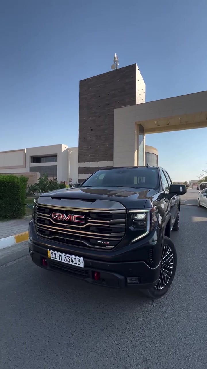 جمسي سيرا 2023  اسود AT4
رقم بغداد

محرك  كاز 6 سلندر تيربو

فول مواصفات 

داخل شكل الجديد

شاشه كبيره 

بصمه تشغيل 

بصمة ابواب 

تشغيل عن بعد 

باب طويل المرغوب

باب خلفي  3 قطع

اوتو ستارت 

شاحن واير ليس

ويل كب 

لايت لد زنون 

بروجكتر زنون 

شاشه كاميرا 

ماشيه  98الف  

رادارات امامي خلفي جانبي

كامرات 5 

صبغ جلملغ وبنيد 

السعر 34 الف 

ترهم بيع او مراوس 

مكان السياره تكريت

للتواصل  ***********
