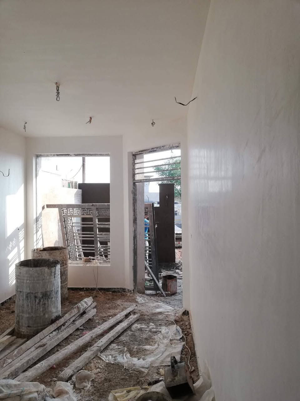 سلام عليكم كادر جص وبورك ولبخ
شغلنا عل متر جص وبورك 6000
لبخ وسقل 6000
 لبخ ونثر 6000
حاليا متفرغ
للتواصل 
اتصال👈 ‏‪***********‬‏ 
اتصال👈***********
واتساب👈 ***********
