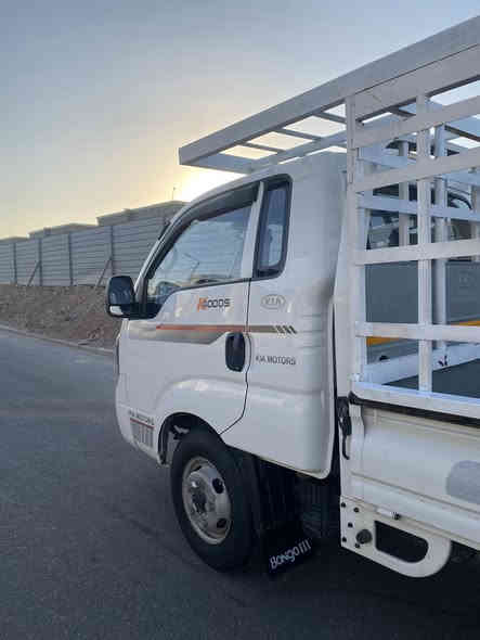 السلام عليكم فحل رقم واسط للبيع موديل 21 مكينه 4000 مفتوح ماشيه124 حقيق مكان السياره نجف مكفوله كير ومحرك خير من الله وتبريد شغال السعر 160 الاتصال ***********
