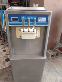مكينة موطه للبيع السعر 400 وبيها مجال. اتصل على الرقم 07723486824