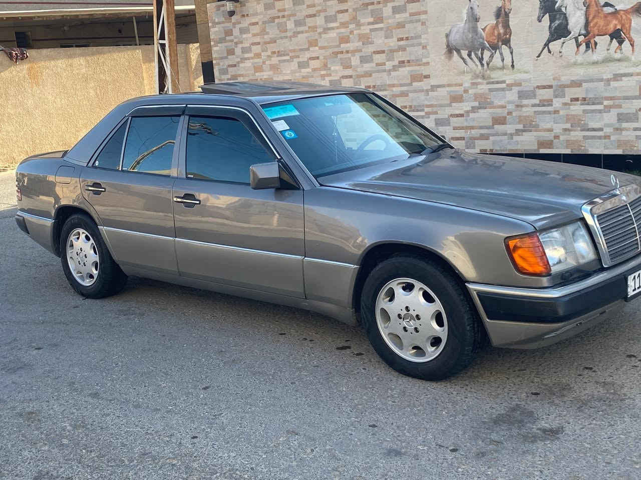 مارسدس مديل 90 مكفوله كفاله عامه من صبغ وضربه مكينه خرطيم 280 سته سلندر تخم تاير حداديه تبريد ثلج رقم بغداد انكليزي مكان واسط سعر 110 //***********
