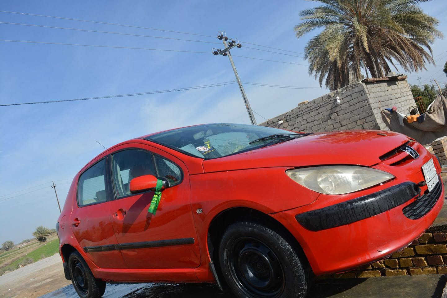 السلام عليكم بيجو ٣٠٧ كفاله عامه فقط صبغ حزام  دهن كير وفلتر جديد محرك كله منفوض  تحويل ثاني يوم بسمك  سنويه لل٢٨ ***********  سعر ٤٧ وبيها مجال قليل
