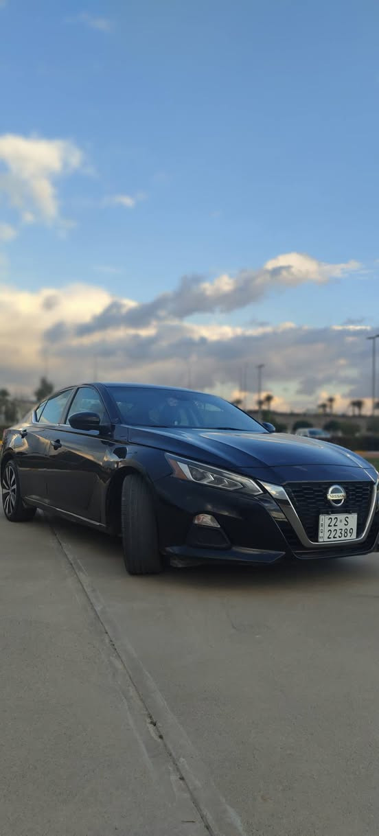 Altima SR 2021
دوو پارچەی هەیە کەمەک  تیکمەی گرتیە بێ شەنسی بێ بەدەنە پشت و پێش کەپسە سەیەرەکی خوێنە بێ مەسروفە بە شەرت کەمەک مەعمەلەی برایەنەشی تێدایە
بۆ زانیاری زیاتر پەیوەندی بکە بەم ژمارەیە
*********** أربيل, العراق
