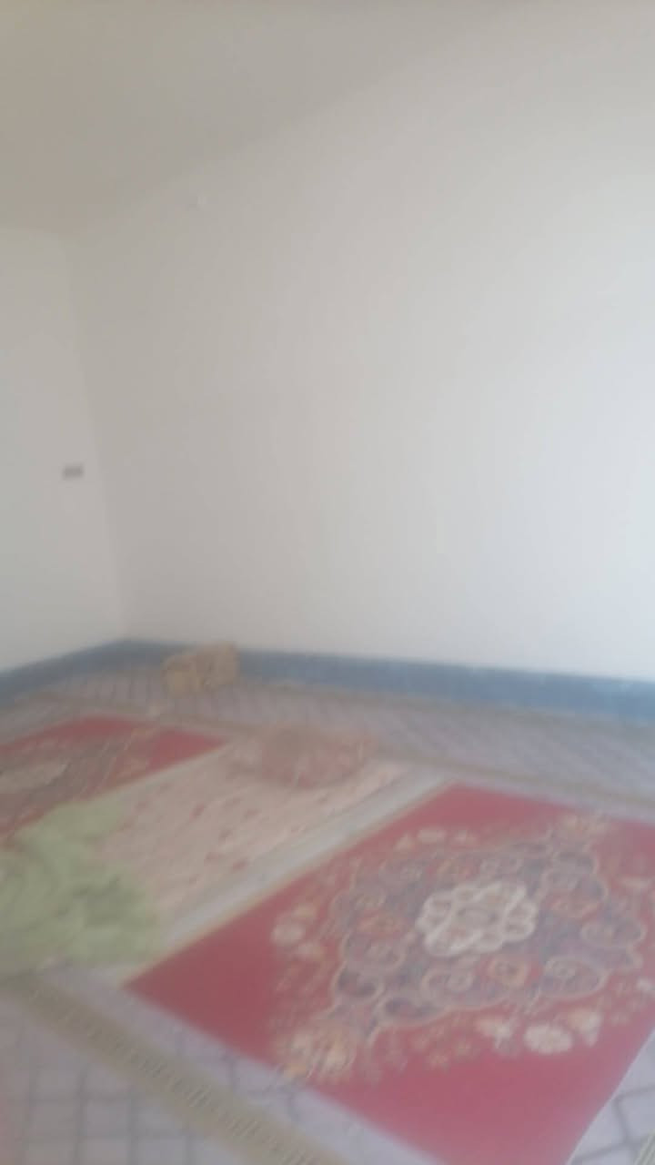 بيت بحي السبل بل نزله الثني يم دور اليتام المساح 200 متر السعر 30 /***********
