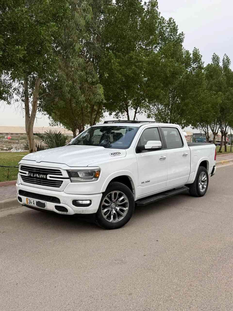 السلام عليكم 
دوج رام موديل 2021 مكينه V8/5700 فووول مواصفات فول الفول السياره جديده بمعى الكلمه صور الحادث مرفقه رقم اربيل تحويل بعيوني مكان السياره بغداد السيديه *********** حيدر بغداد, العراق
