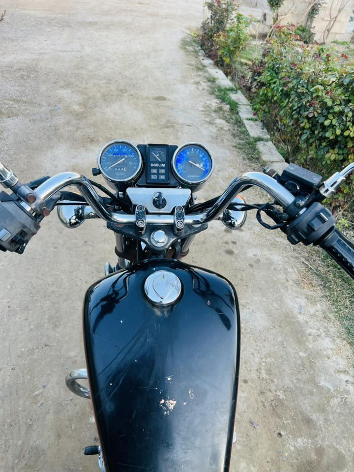 سلام عليكم ماطور دايلم للبيع نضافه كدام عينك أو مرواس شعندك نزل هـ***********
