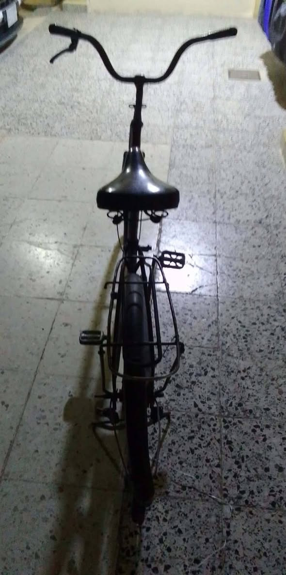 السلام عليكم بسكل لبيع سعر 30 بي مجال الرقم /*********** بي وساب
