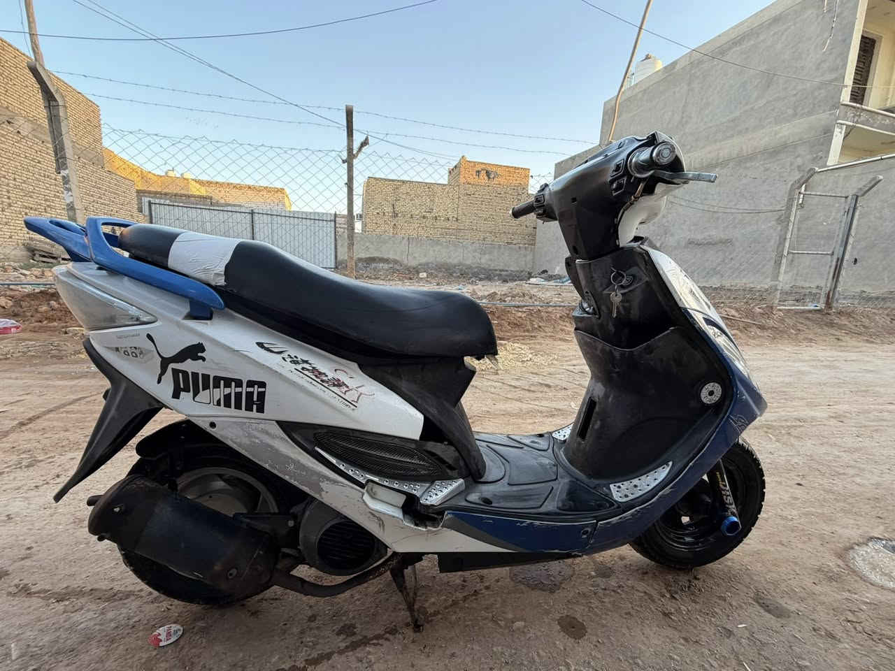 السلام عليكم
كامكو g4 الدراجه مال رمبه كفاله عامه كفر بلادي مكينه ما مفتوحه كهربائيات شغاله كلها الدراجه بلاديه
، العنوان الدوانيه قضاء الشاميه 
الرقم ***********
