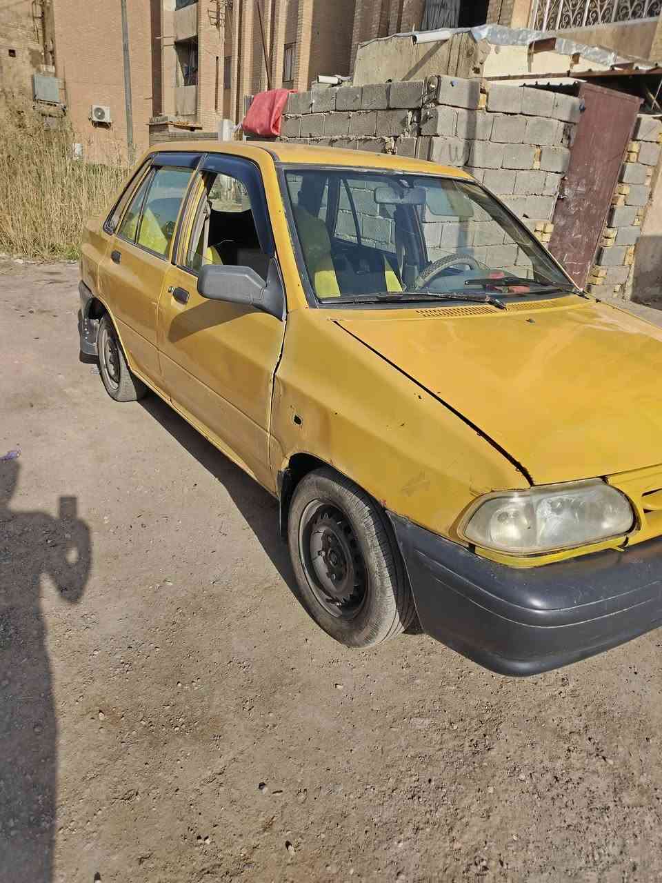 اسلام عليكم
سايبه موديل 12.. سعرها 16ورقه.. 
مكينه بيها خيط بخار قليل اول ماتشتغل.. كير نمره كلها حلوه.. 
درايمات حداديه امس شادهن كهربائيات كلها شغاله.. دوشمه جديده تخم تاير اوباتري جدد.. سنويه نافذه خط اوبحث بيها. غرامات ماعليها.. رقم واسط.. تخويل مباشر.. 
مكاني كوت
***********
