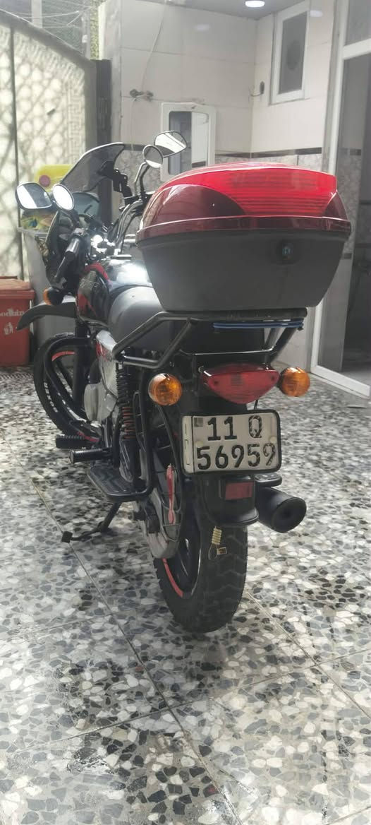 السلام عليكم البيع دراجة بوكسر موديل 22دراجة ماكو ينقص رقم بغداد بسمي السعر 2600رقم الهاتف ***********.
