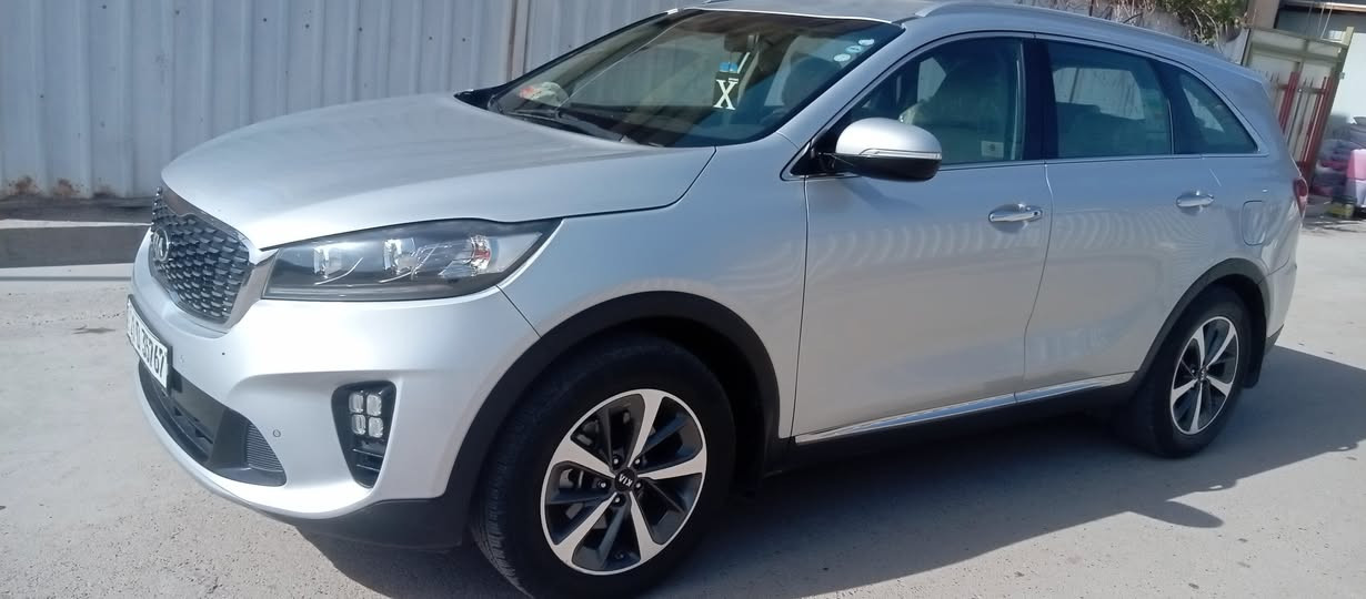 سلام عليكم
كيا سورنتو موديل 2019 خليجي 6 سلندر 
كفاله عامه من صبغ و تبديل ما عده بارد بل هلال 
خلفي بصيط جدآ
محرك كير على وضع شريكه 
بصمه اشاير ترحيب مري شفط 
مانع نزلاق كشن كهرباء 
ثلاث قطع تبريد 
تحكم ستيرن 
الموقع بغداد سياره بسمي 
***********
