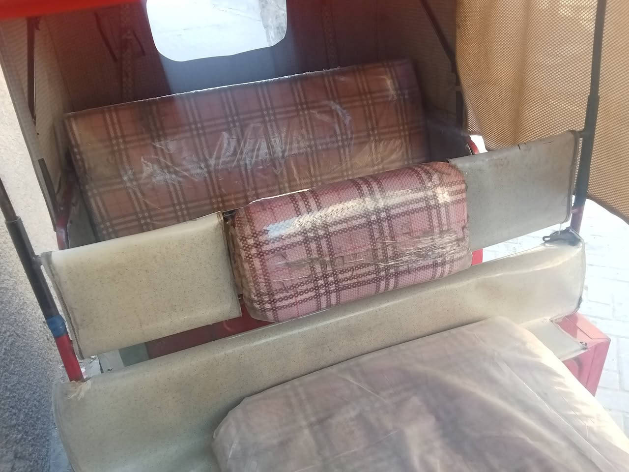 تكتك للبيع موديل 17رقم انكليزي مجفت جديد متواجد على واتساب ***********
