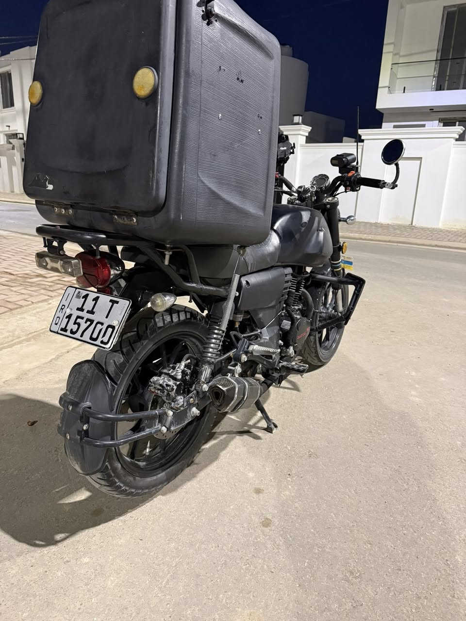 للبيع مفكوله من التاير الامامي للتاير الخلفي  التفاصيل *********** متواجد ع خط وواتساب
