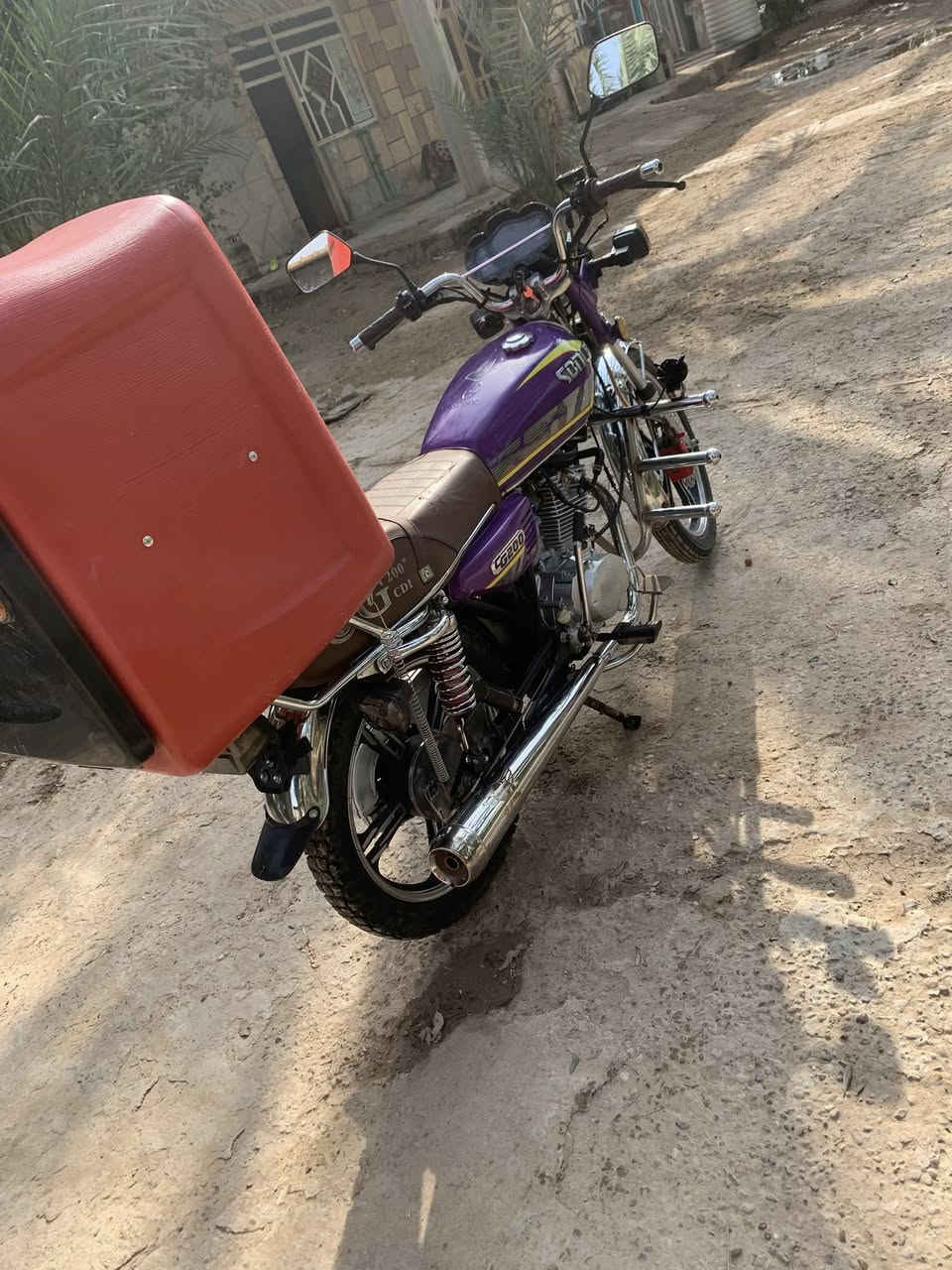 السلام عليكم دراجه سونك للبيع موديل ٢٠٢٤ وراق كامله 
دراجه ناقصها بس ماسده اماميه 
دراجه خير من الله 
سعر خاص 
اتصال رقم ***********
مكاني بغداد ناحيه الوحده
