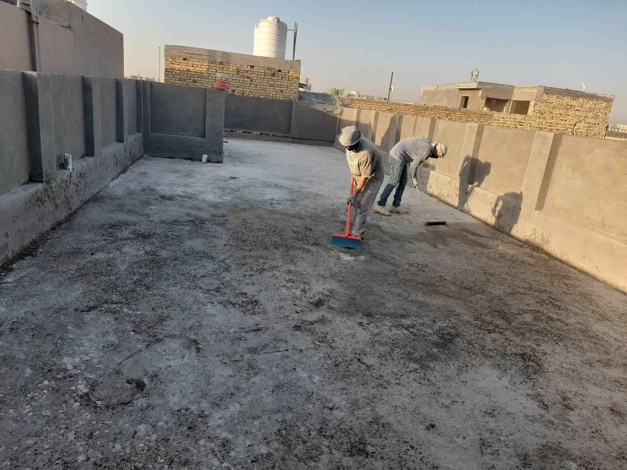 السلام عليكم شغلناا دوانيه مع الاقضيه والنواحي تطبيك شتايكر وتزفيت السطوح كرسته وعمل بالكامل على الشرط والفحص  للاتصال ***********
