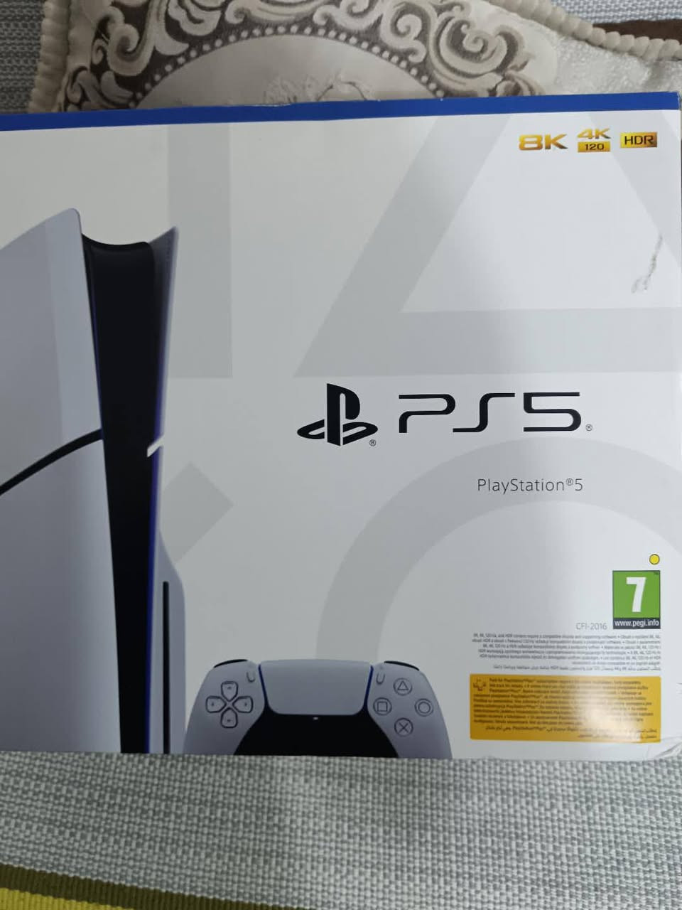 بلي5 مستعمل ريجن برطاني 
البلي مع جميع الملحقات الاصلية

استعمال خفيف سنة واحدة

للاستفسار عن السعر ***********
