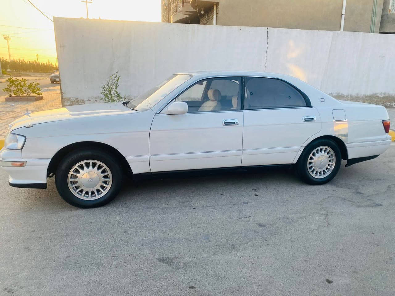 سلام عليكم كراون بطه مديل 1994 رقم انبار بسمي سنويه ل30 مشروع وطني سياره جاهزه عله اخر حبايه من تبريد وكهربائيات ومكينه وگير وصدر وتخم تاير سنتر لوك گاردن اكسل درايمات ربل قماره كله جديد سياره متعوب عليه مال جناي الف ما تصرف عليه مصبوغه جماليه اثر جراد مكفوله من الگص والخياس والضربه والمعجون صفاح موس مكان محافضة واسط قضاء الحي  السعر 68 وبيه مجال حگ الجيه ***********
