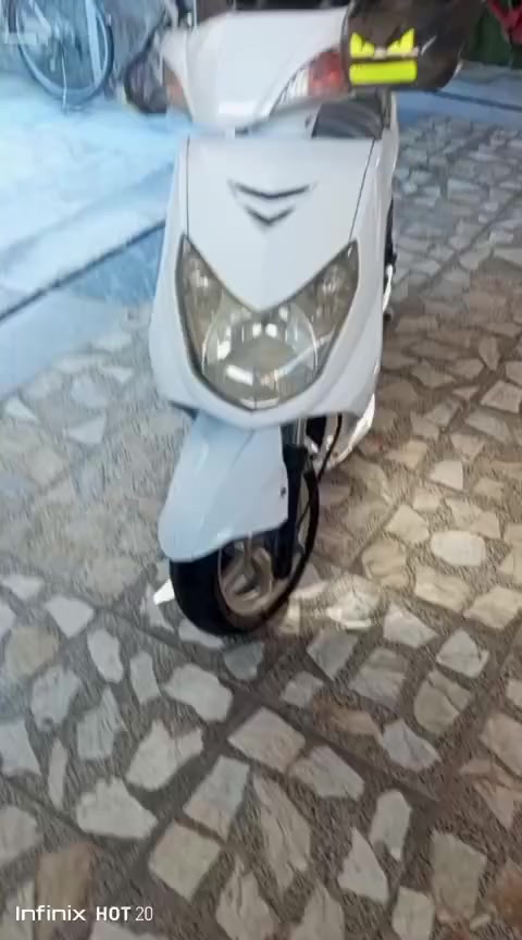 مكلف للنشر رقم *********** مكان بغداد شرطة الرابعة سلام عليكم سكنس 140كهربائيات شغالة مكينة خرسة شعر750وبيهة مجال بصيط شلعة ومعدل كاملة مكملة كلنقص متبيهة عدة الدشبول يرادبة ربط بس طب بطسة وطفه بس لدشبول
