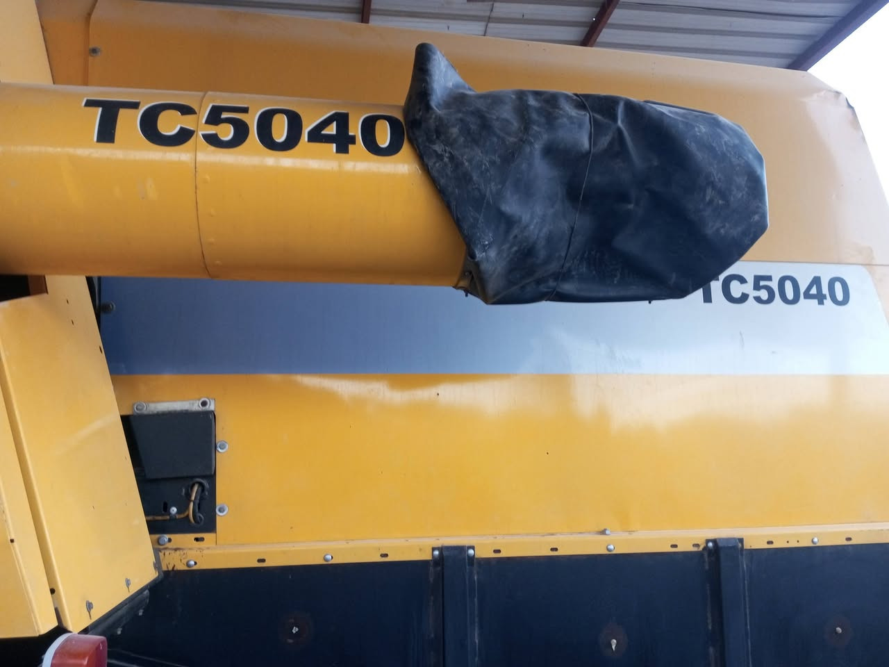 سلام عليكم حاصوده موديل 20رقم سليمانية مكانها كربلاء مشتقلة 1500مكفولة كفالة اربعه بلم قايش رقم تليفون ***********
