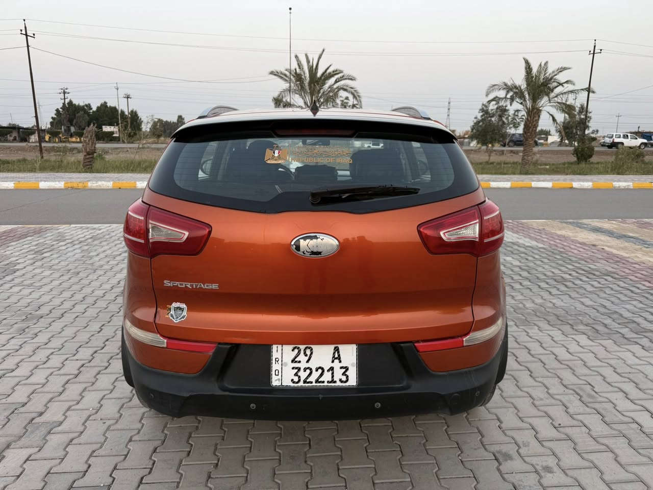 السلام عليكم سبورتج مديل 13 خليجي رقم واسط بسمي سنويه جديده مكينه 2400 دوش مكينه كير مكفولات تبريد ثلج تخم تاير حداديه امامي وخلفي جديد سياره جديده  استخدام شخص واحد السياره مكفوله من الضربه والتبديل بيه 3 قطع رش بدون ضربه شرط فقط صبغ  سعر 122 
مكان السياره واسط 
***********
