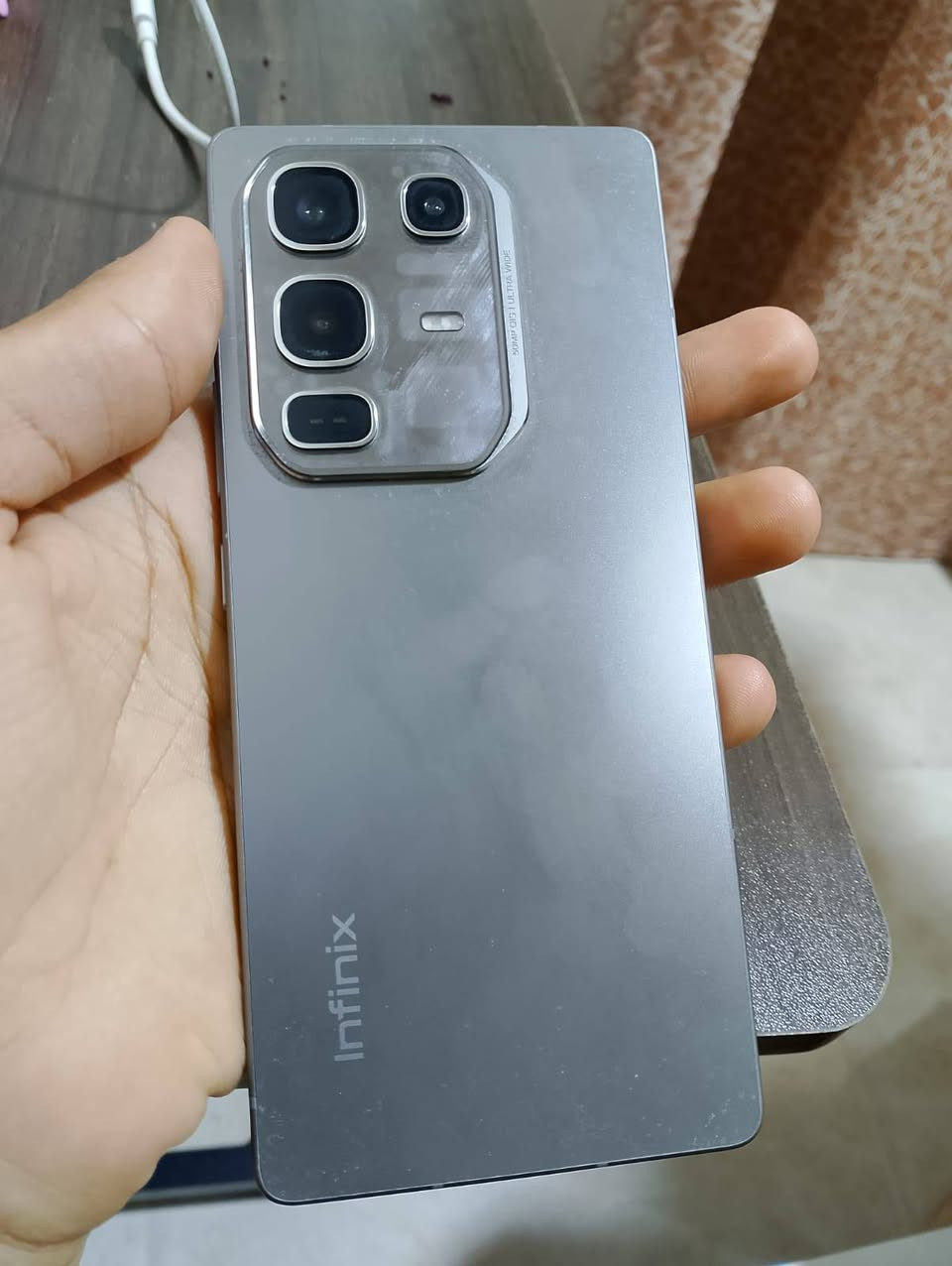Infinix Note 50 Pro 5G
جهاز للبيع كرتون شاحنه سماعه الشاحن الخلفي الماك سيف كامل وياه اجهاز نضيف اي شخط مابي السعر 370وبي مجال واتساب ***********
