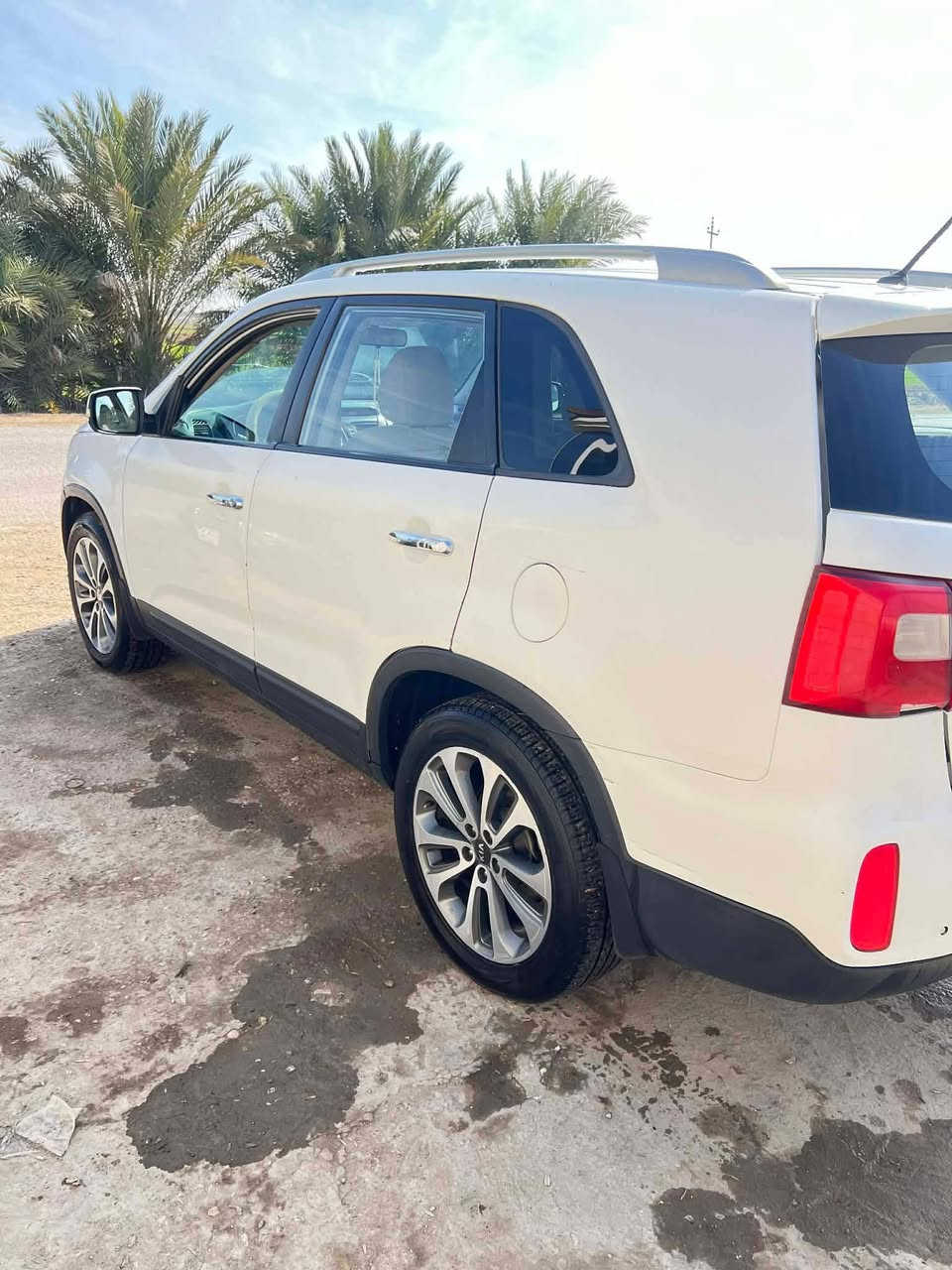 سيرنتو موديل ١٥ فول موصفات ماعده البنرامه مصبوغه عام بيه تجيه مكينه ٢٤٠٠ مكان السياره بلحله هذا رقمي *********** سعره ١٢٥
