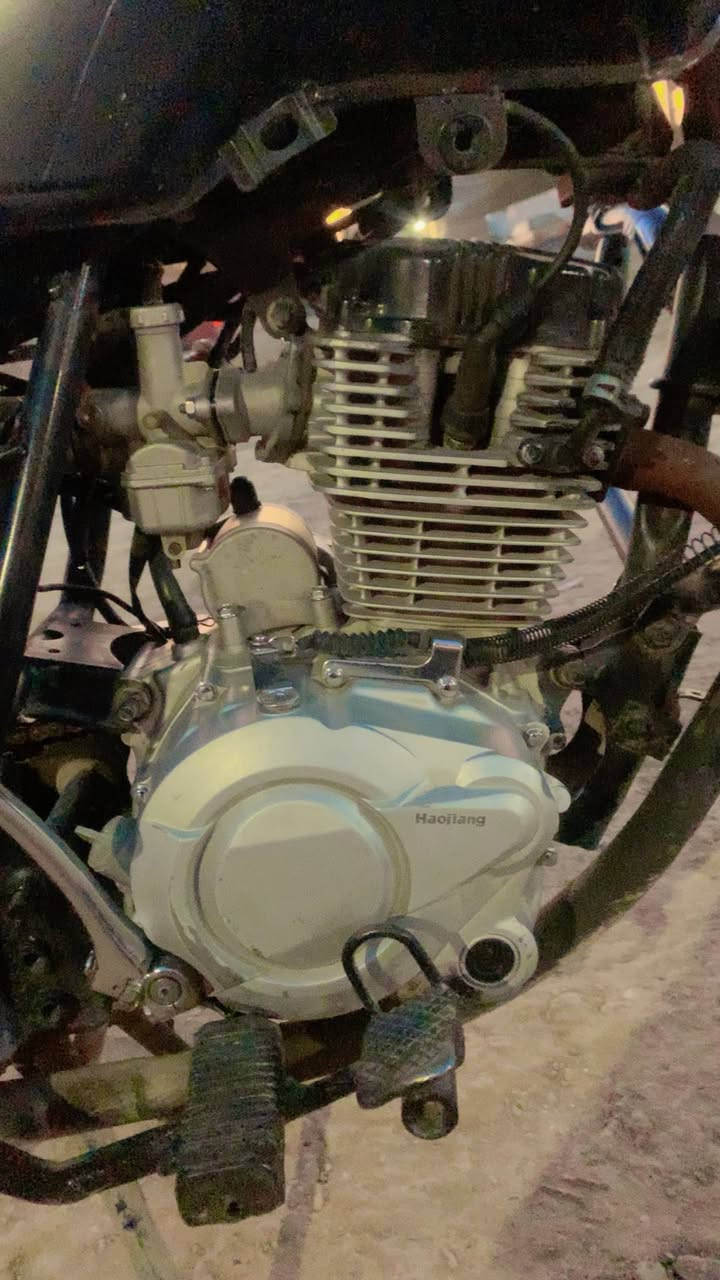 سلام عليكم
شبابنة طيبة دراجة للبيع او للمراوس بيرانية حسب القناعة  اوراق انغسلن كاملات حتة كمرك مدفوع بس تفتتن اكفلهة سرقة او عشاير موديل 2019
دراجة خير من الله  سعر 400 او بيهة مجال مكاني بغداد الحسينية مال راشدية


**إذا كنت صاحب هذا الإعلان وتريد حذفه لأي سبب، رجاءا أرسل رسالة إلى الدعم الفني**