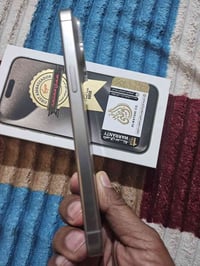 ايفون ١٥ برو ماكس • مكفول • مكسر ظهر