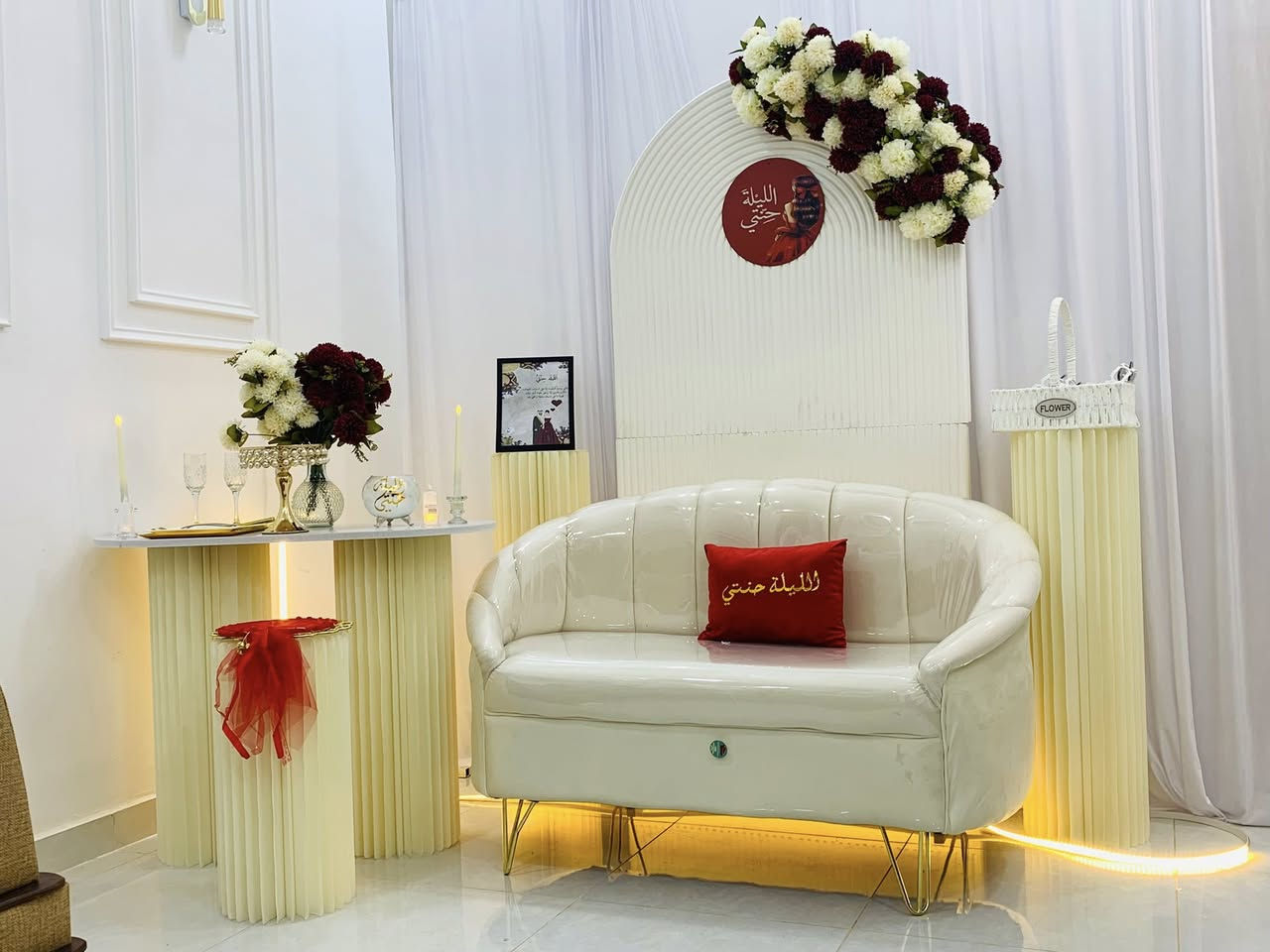 مشروع كوشات كامل للبيع كوشه وحده تصير اكثر من نموذج نضفيه كلش قطع لوياه كلش هواي السعر اريدهن مليون و٣٥٠ وتوصيل عليه الصور داخل منشور كله واضح ليريد يشتري يراسل واتساب *********** مكاني كوت
