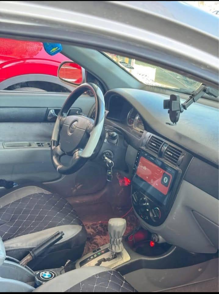 اوبترا موديل 2009 كير اوتوماتيك ثلاث قطعه صبخ بدون دواخل كير محرك شرط رقم سنويي جديد سعر76مجال ***********
