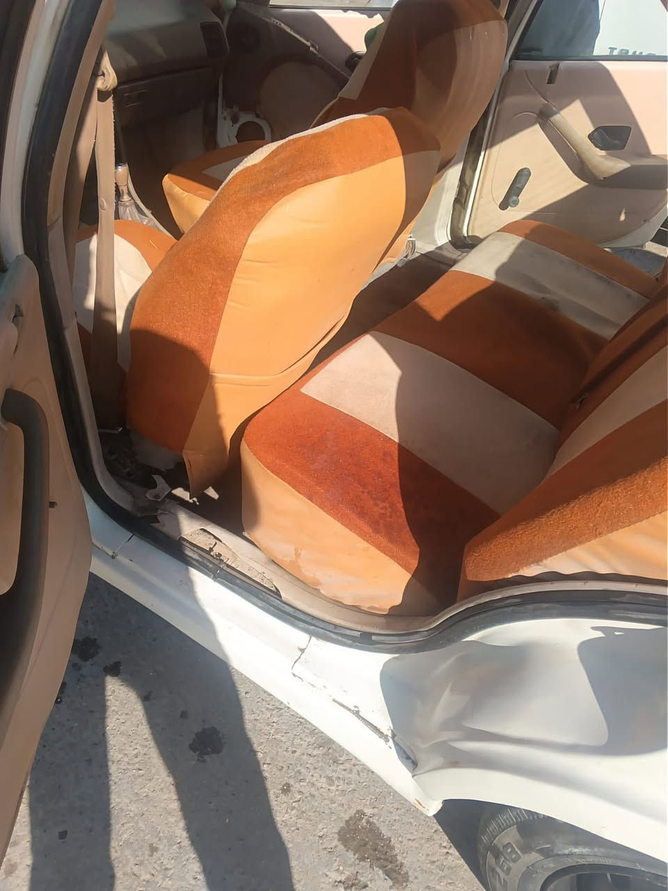 🚗 بيجو 405 للبيع

موديل 2009 
سيارة كير ومكينة كفاله 
وتبريد شغال ثلج 
سياره اقتصاديه وقويه 

سعره 28 ورقة وبيه مجال بسيط

الموقع / كربلاء المركز 
للاتصال / ***********
